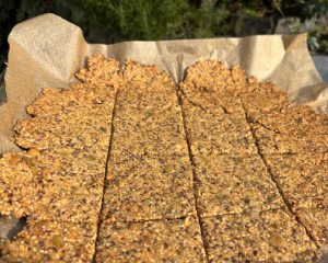 seed crackers recipe